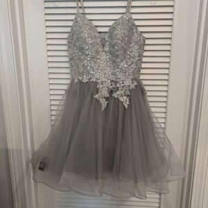 Elegant Silver Sequin Prom Dress Size Small New